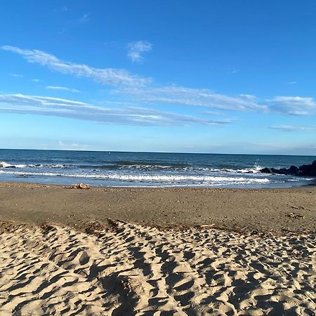 Du Cote De Chez Swann A 150 M De La Plage Виас Экстерьер фото
